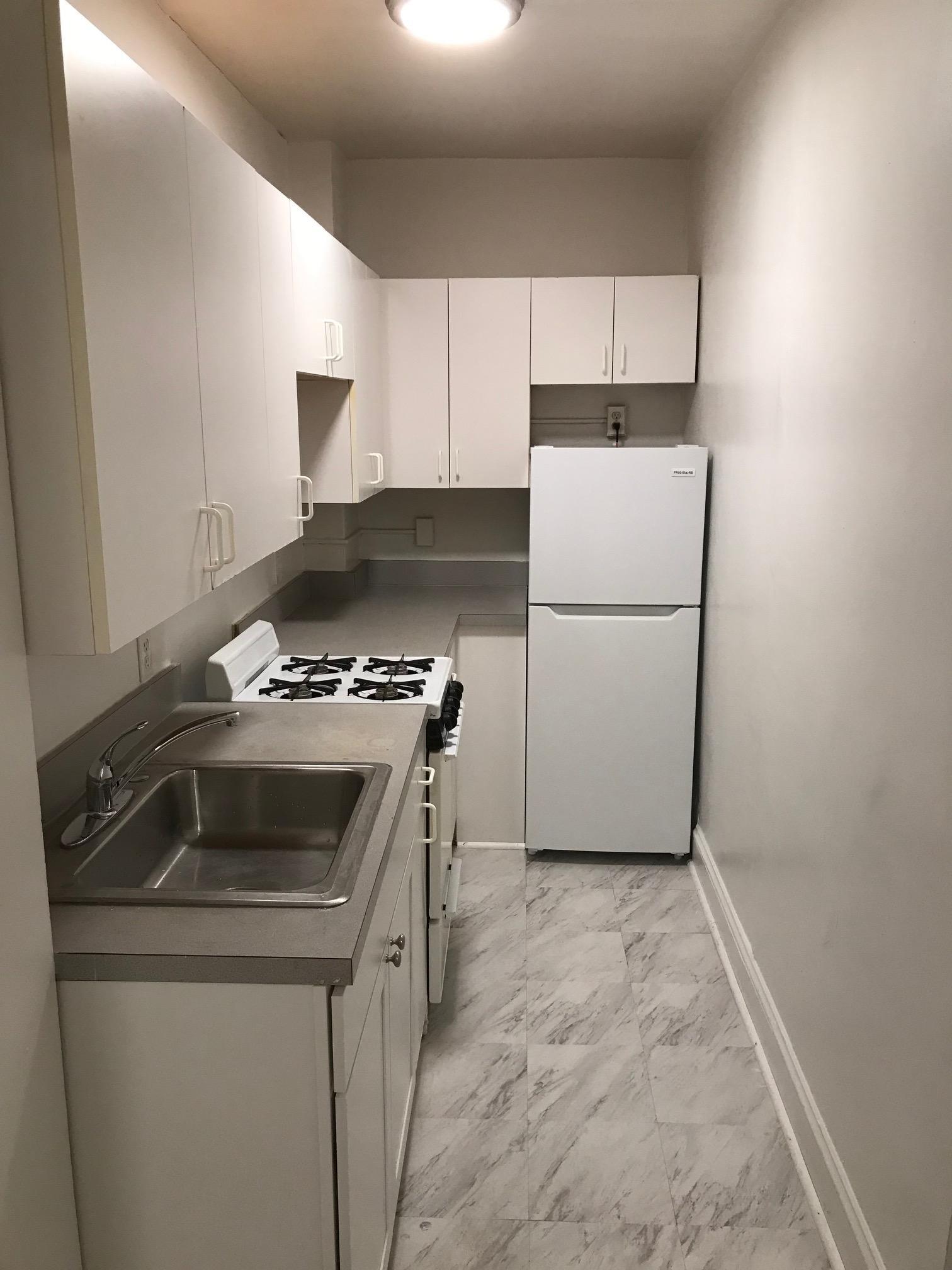 Building Photo - 73 Westland Ave