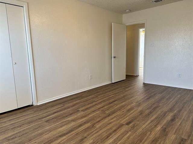 Building Photo - 2713 Hurstview Dr