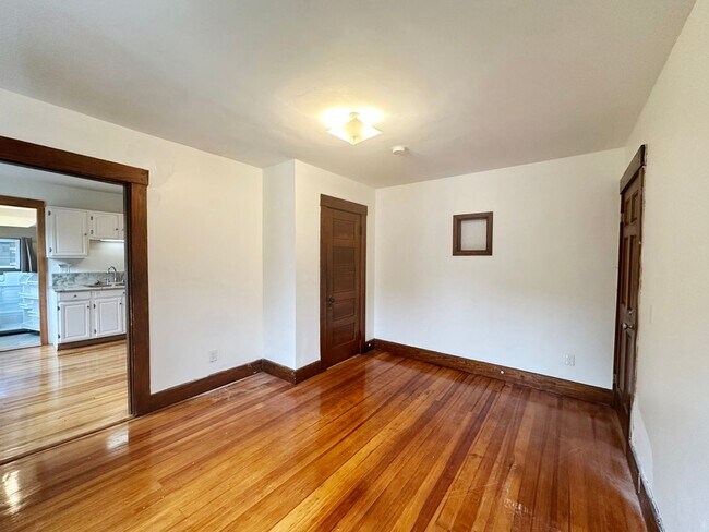 Building Photo - 47-51 Simonds Street