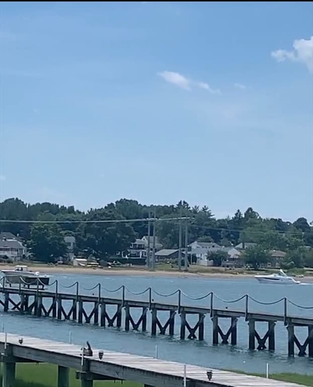 Building Photo - 16 Fosters Point