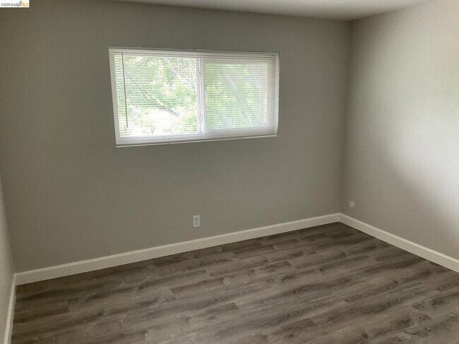 Building Photo - 2308 Lemontree Way