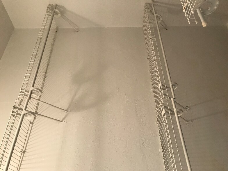 Building Photo - 227 James St