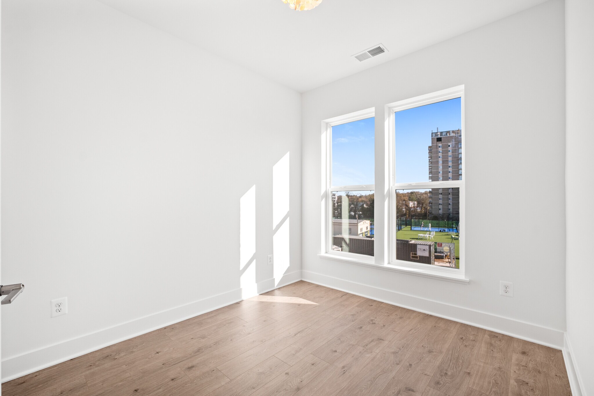 Bedroom 2 - 5504 Topaz Ln
