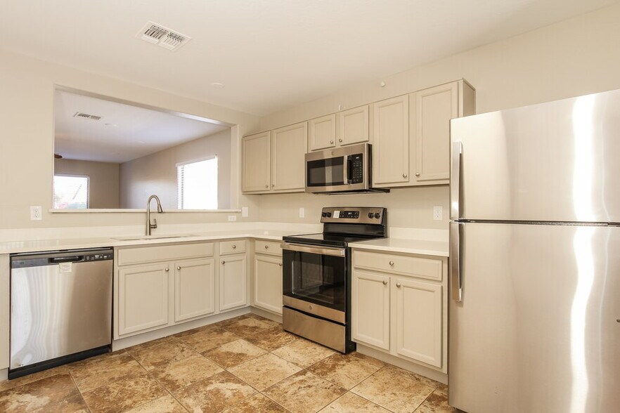 Building Photo - 16245 W Calavar Rd