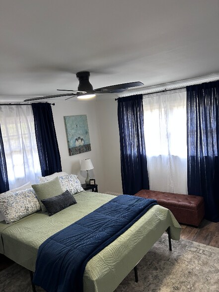 Building Photo - 3202 Whitesburg Dr