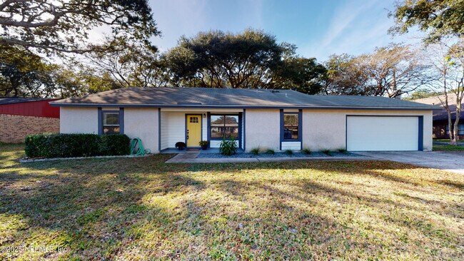 Building Photo - 500 Penman Rd