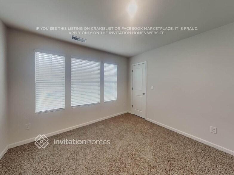 Building Photo - 5113 Spring Breeze Blvd