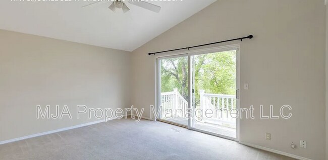 Building Photo - 848 W 4050 S