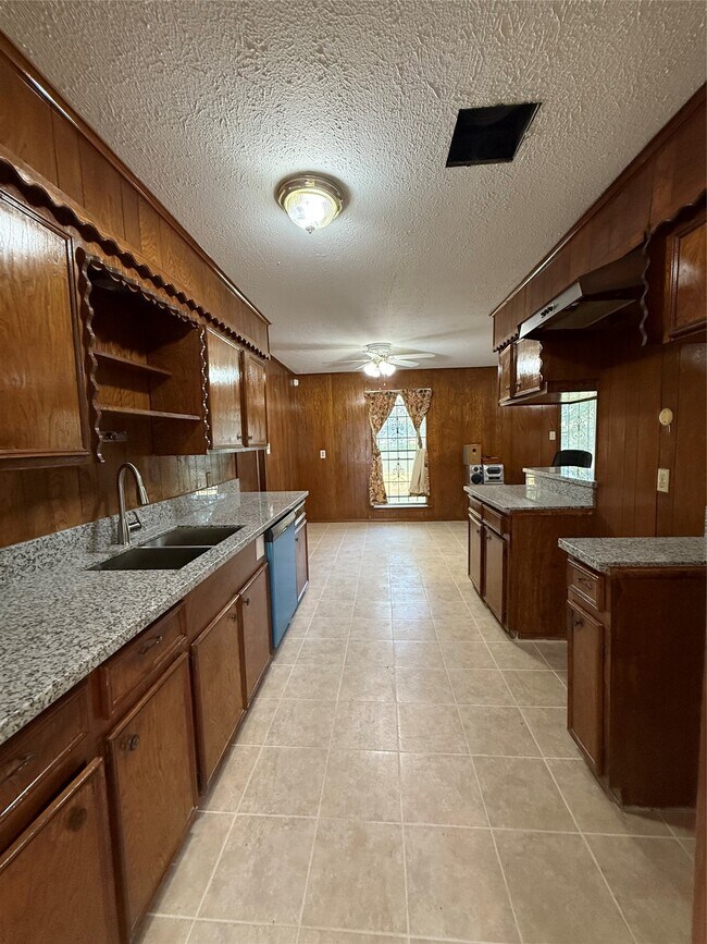 Building Photo - 7325 Ley Rd