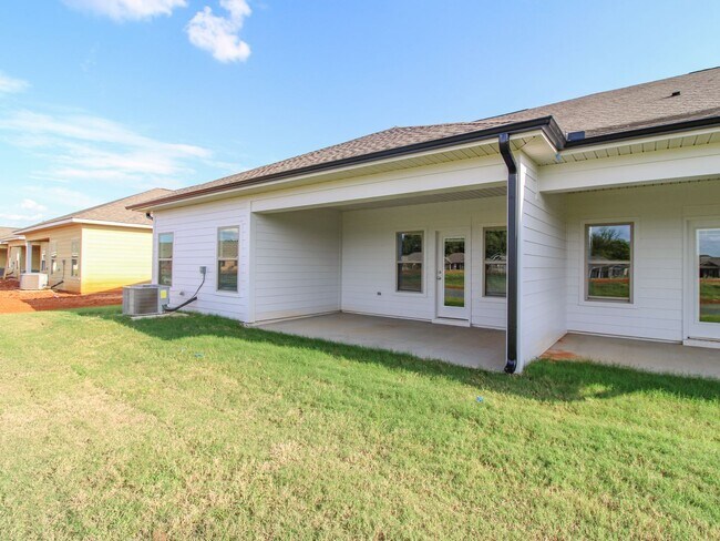 Building Photo - RENT SPECIAL of $1,695/MONTH for 12 MONTHS...
