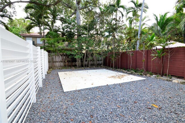 Building Photo - 3050 Virginia St