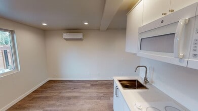 Building Photo - Updated Studio with Private Outdoor Space in Coronado!