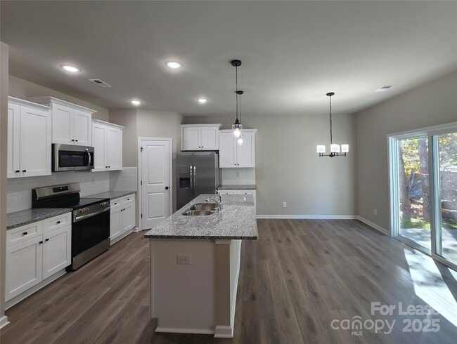 Building Photo - 12530 Susanna Dr