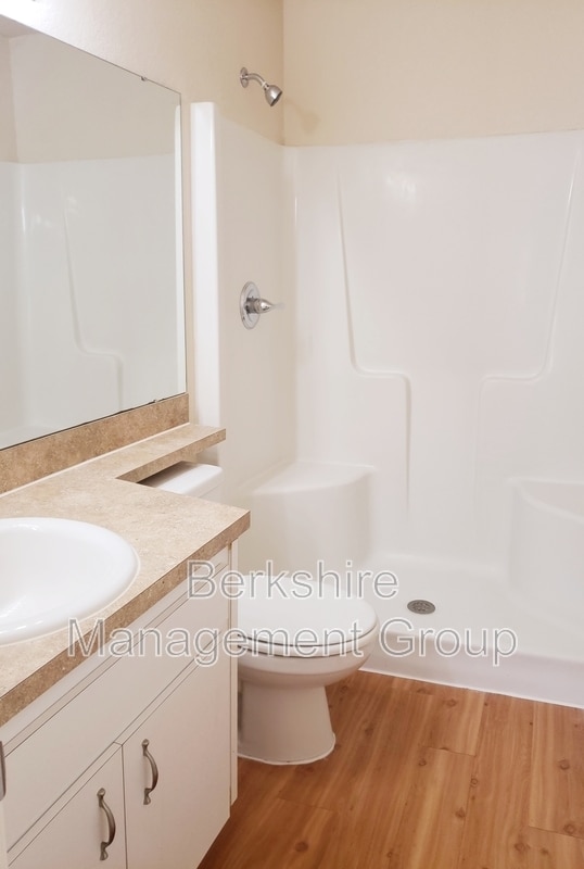 Building Photo - 1132 Brook Meadow Dr