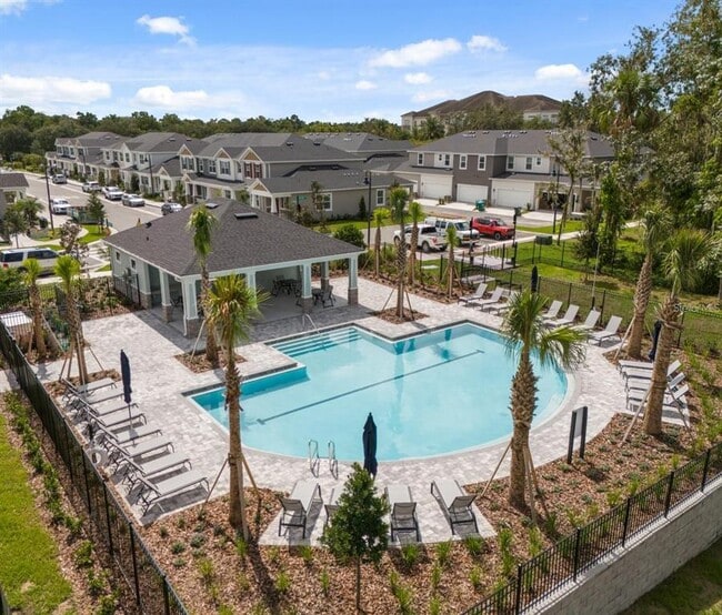 Building Photo - 1295 Tarflower Dr