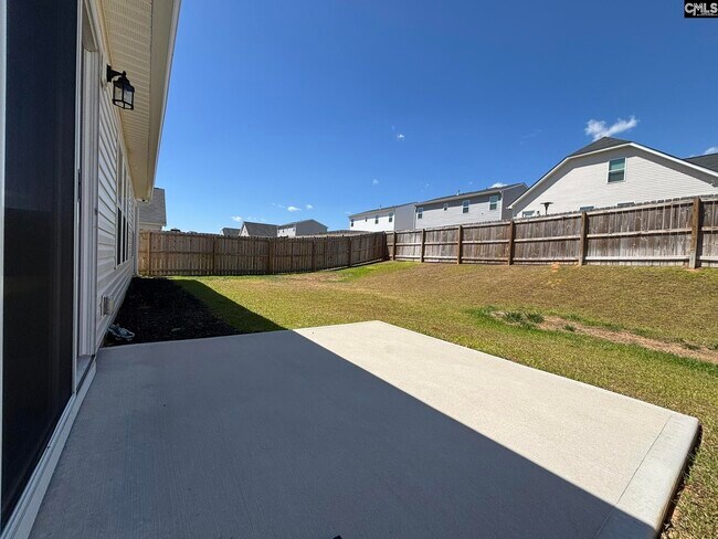 Building Photo - 1020 Field Strip Rd