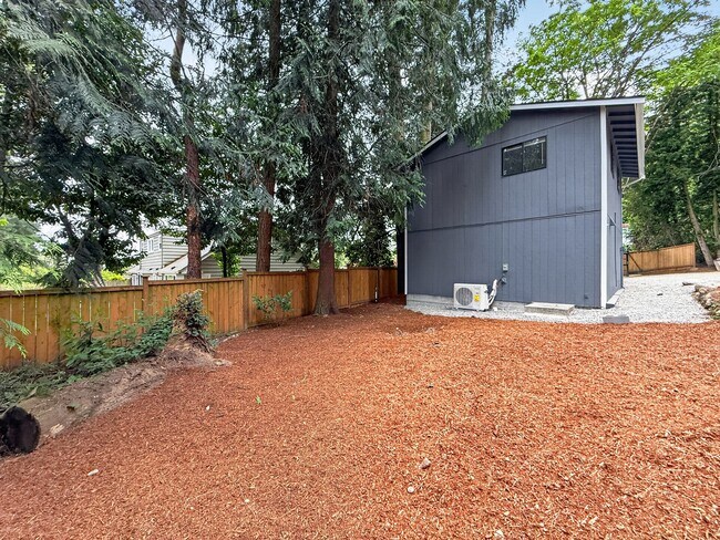 Building Photo - 12910 74th Ave S
