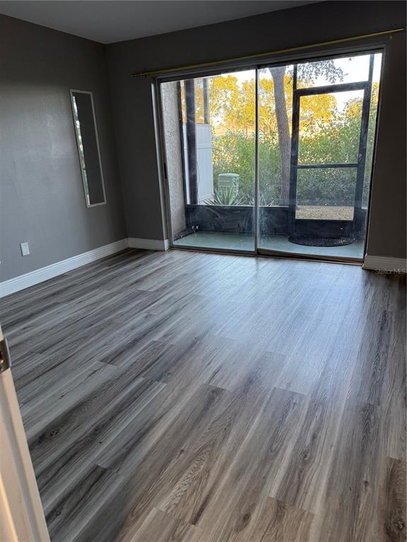 Building Photo - 9009 Tudor Dr