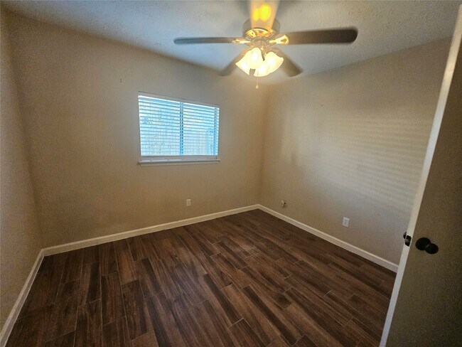 Building Photo - 22218 Spring Gate Dr