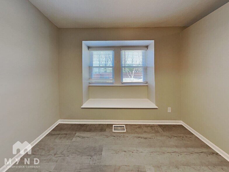 Building Photo - 5746 Prestonwood Dr