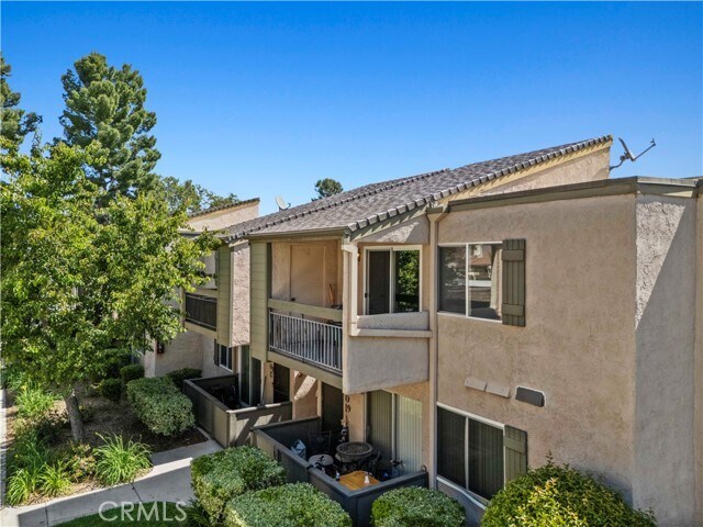 Building Photo - 24518 W Nicklaus Dr