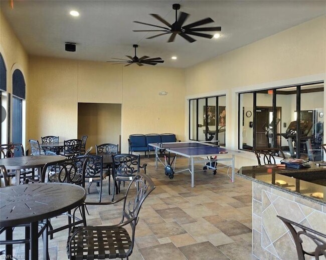 Building Photo - 12975 Positano Cir
