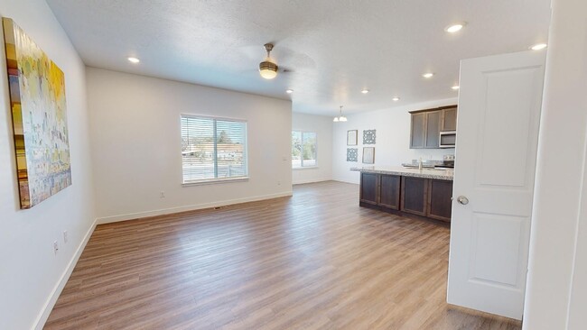 Building Photo - BEAUTIFUL 3-BEDROOM TOWNHOMES FOR RENT - A...