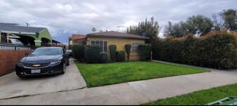 Building Photo - 5854 8th Ave