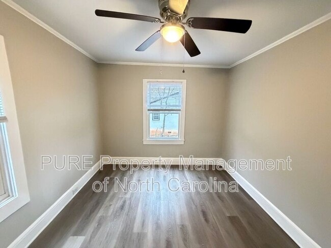 Building Photo - 231 Fairview Dr