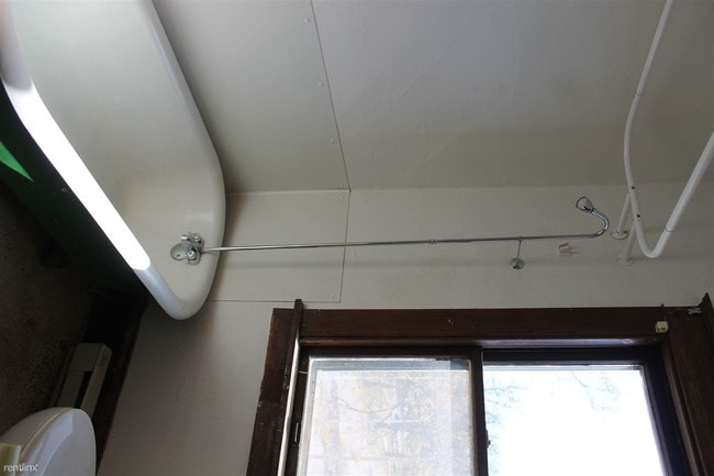 Building Photo - 230 Central Ave S