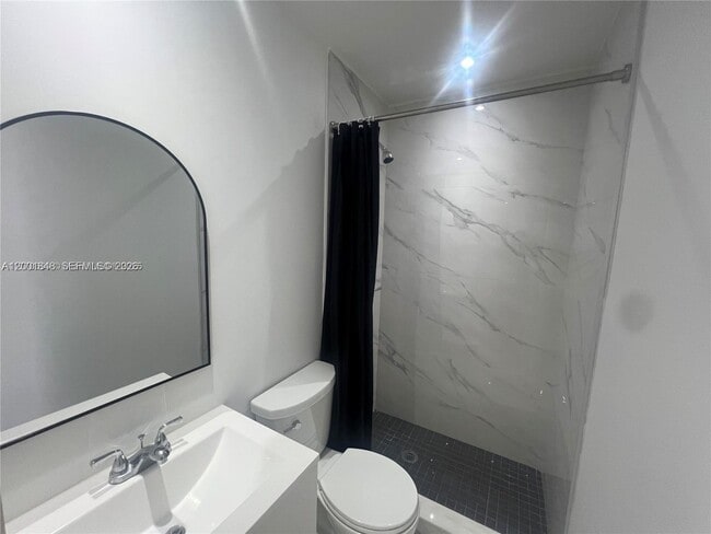 Building Photo - 11012 SW 162nd Terrace