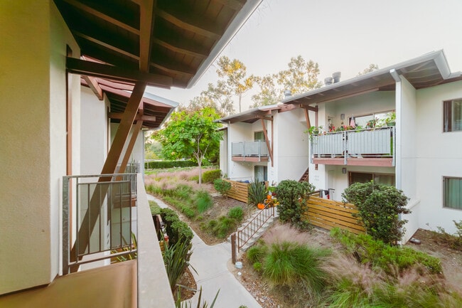 Building Photo - 1760 El Camino Real