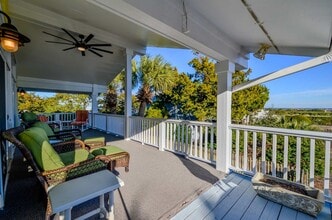 Building Photo - Solita @ 2 Sand Dollar Lane