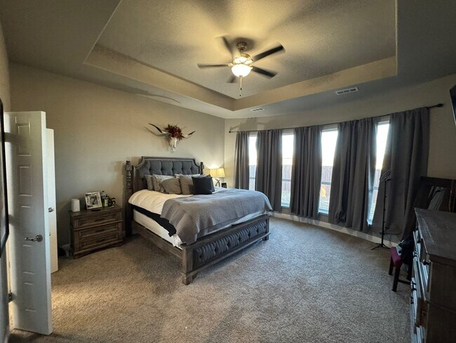 Building Photo - 6014 Silent Rain Dr