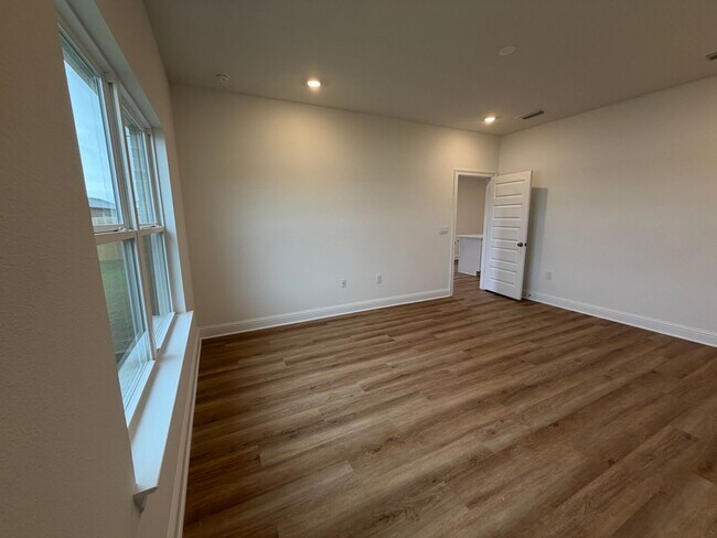 Building Photo - Brand New Construction in Elberta!