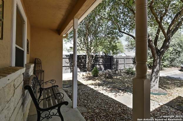 Building Photo - 3202 Eisenhauer Rd