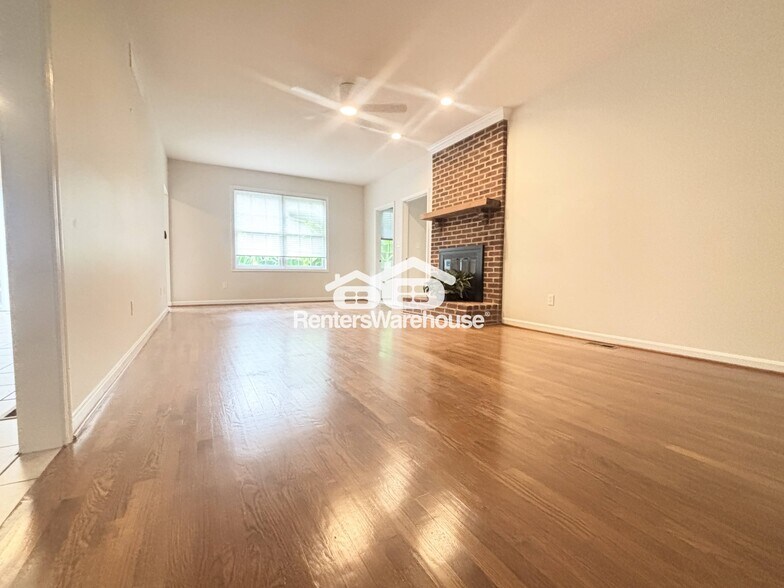 Building Photo - 6212 Massachusetts Ave