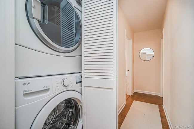 Building Photo - 317 Darlington Ave