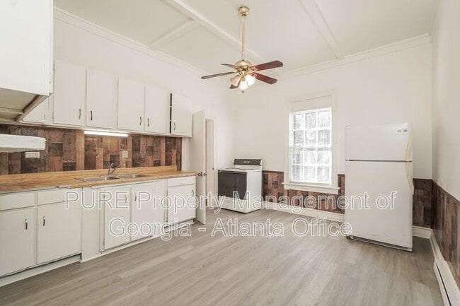 Building Photo - 312 Walton Wy