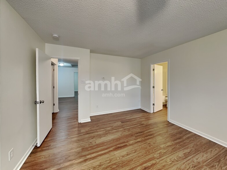 Building Photo - 4461 Norfleet St