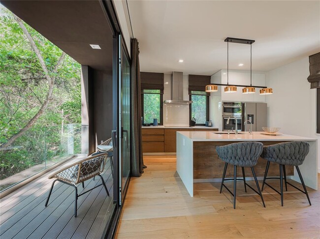 Building Photo - 2806 Geronimo Trail