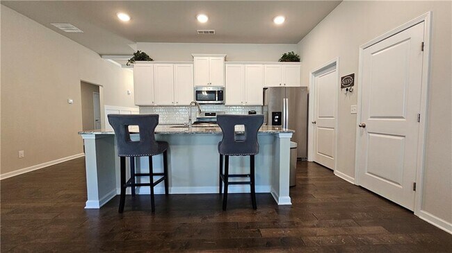 Building Photo - 1151 Brading Pl