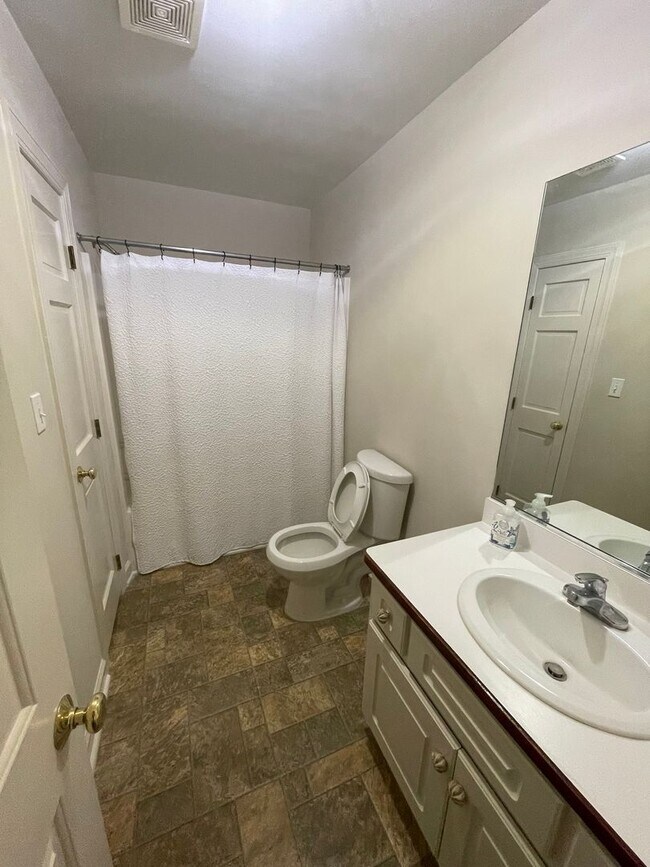 Building Photo - 5300 Hornes Church Rd