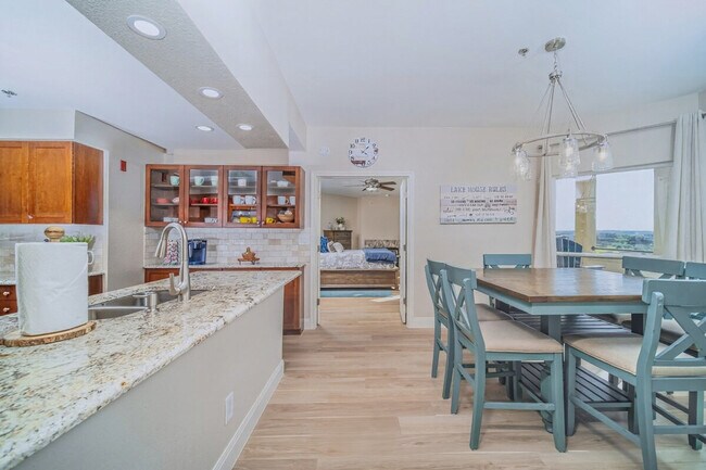 Building Photo - 3404 American Dr