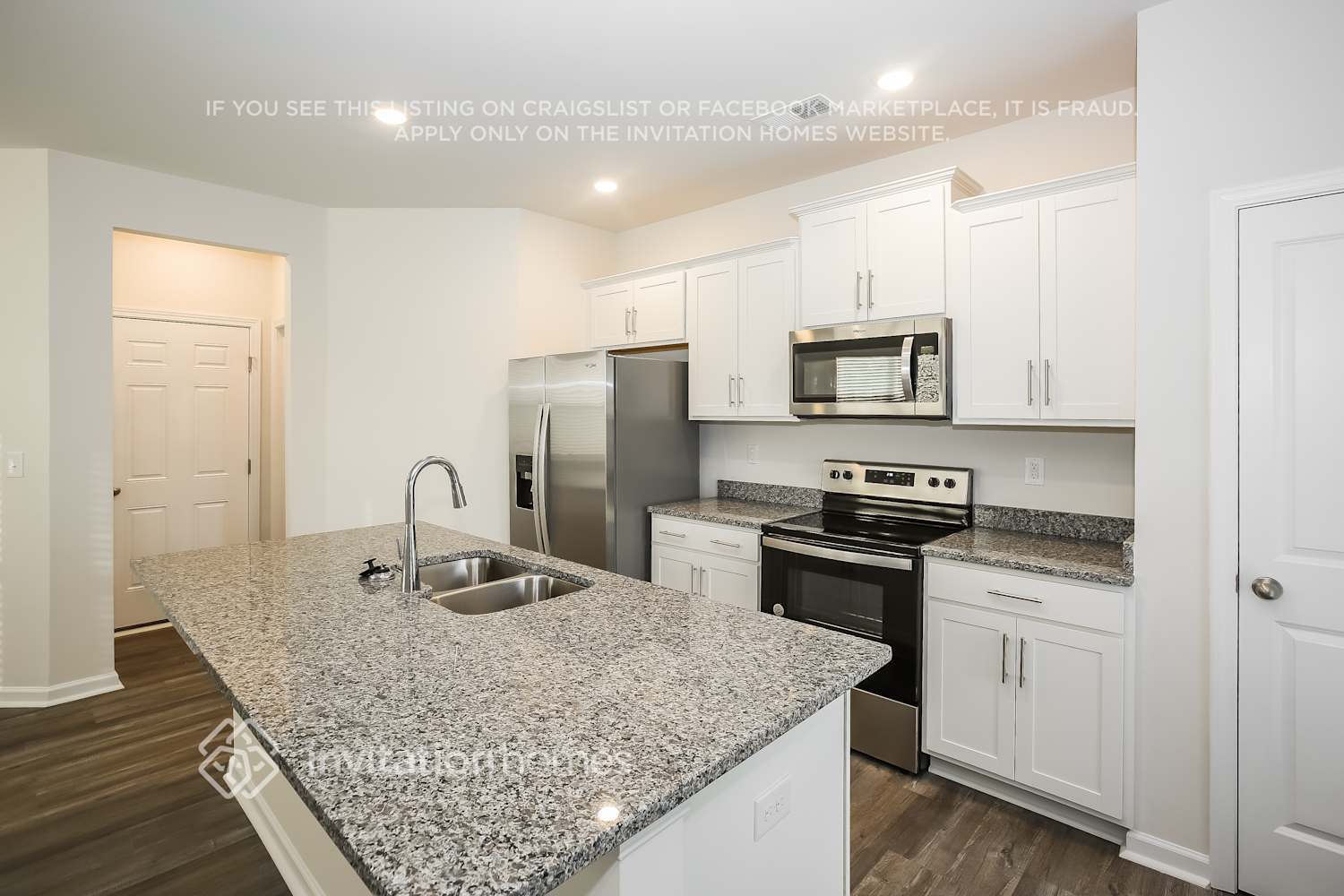 Building Photo - 11810 Brier Vlg Ln