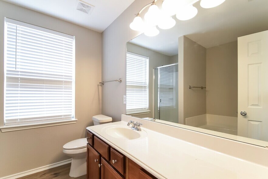 Building Photo - 1708 Morning Dove Dr