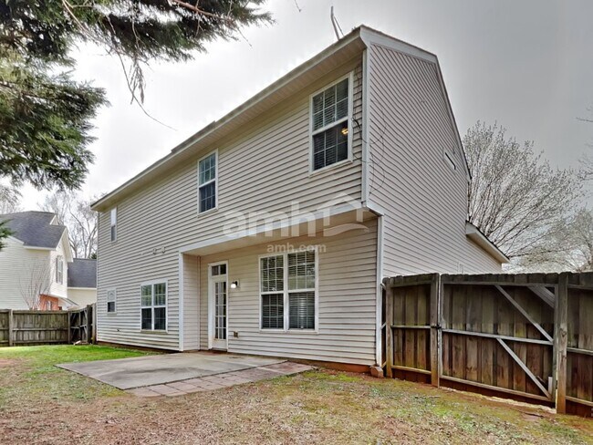 Building Photo - 13340 Philip Michael Rd