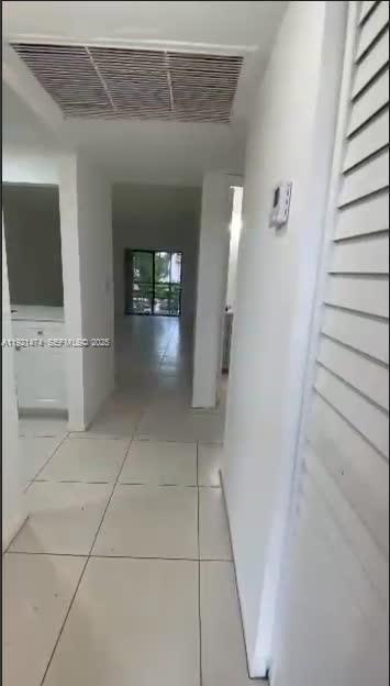 Building Photo - 861 NE 209th Terrace