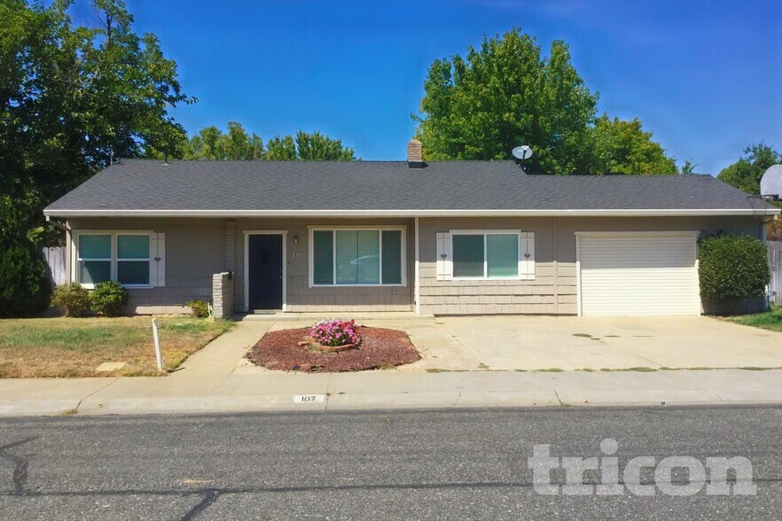 Building Photo - 107 Johnson Ave