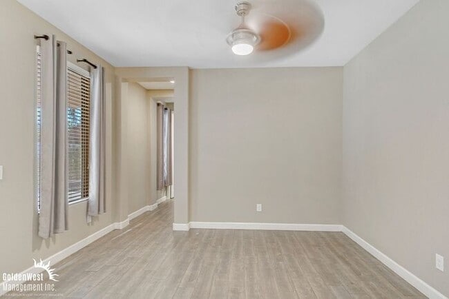 Building Photo - Beautiful 4Bdm 2Ba Two-Story Home with Poo...